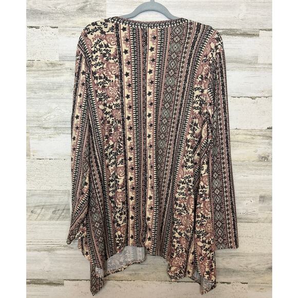 Green Envelope Women's plus 2X long sleeve crew neck boho tunic shark hem top - Picture 2 of 6
